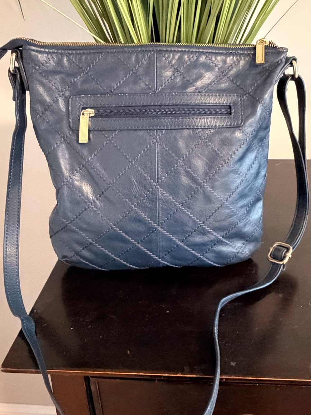 Zenith navy blue leather crossbody bag